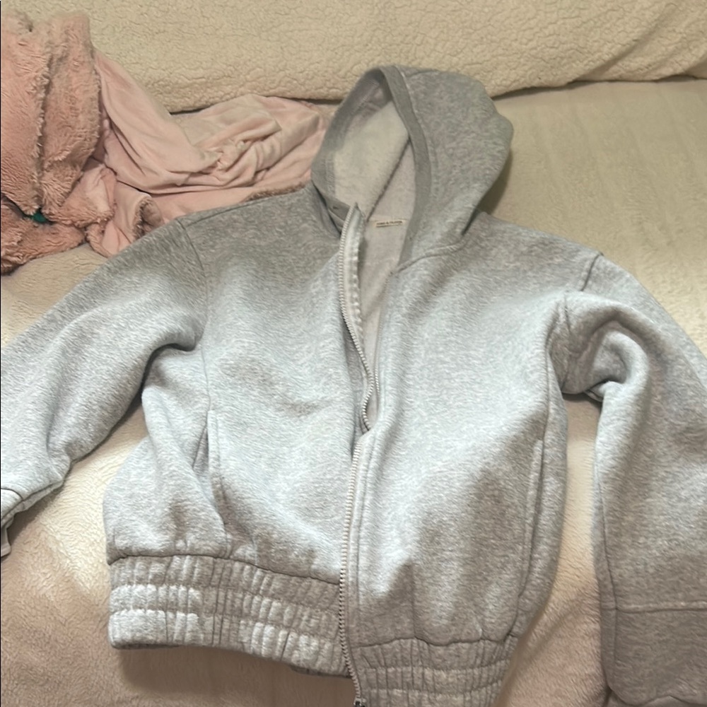 Cropped Grey Zip Up